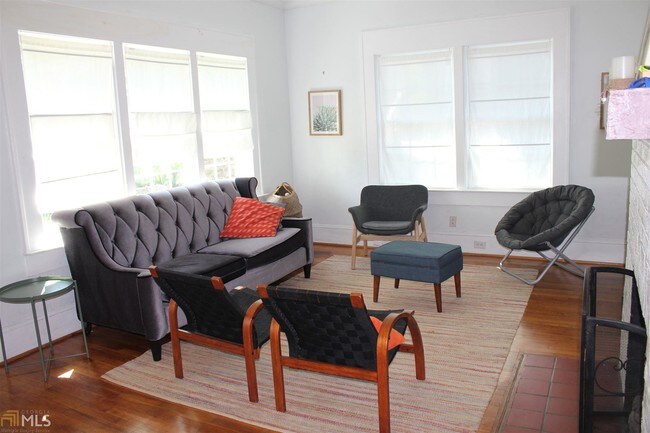 Foto del edificio - 115 Cambridge Ave