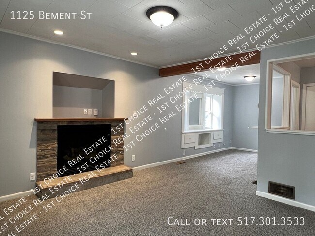 Foto del edificio - 1125 Bement St