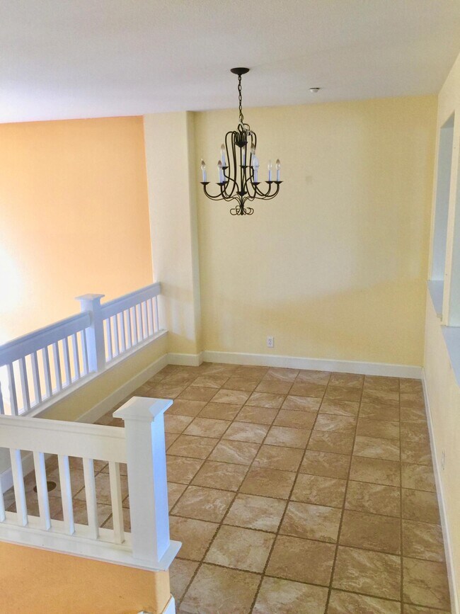 Foto del edificio - 1061 Pearl Terrace