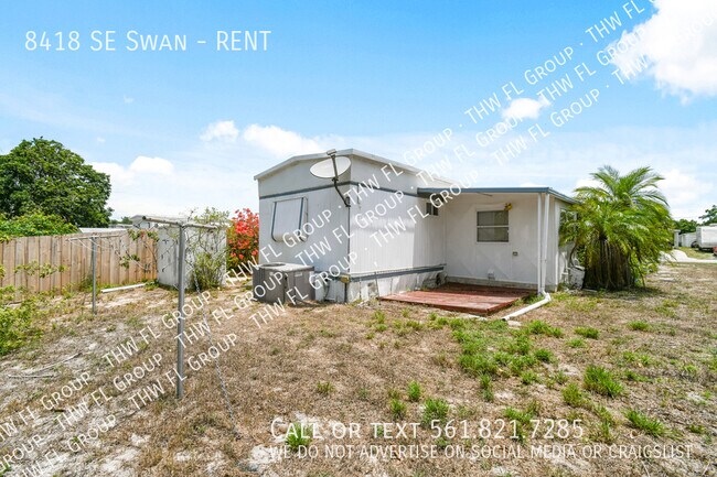 Building Photo - 8418 SE Swan-RENT