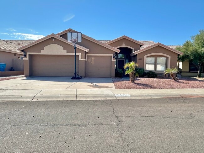 Building Photo - 4009 W Irma Ln