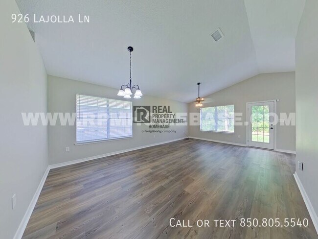 Foto del edificio - 926 Lajolla Ln