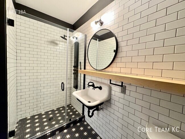 Foto del edificio - 315 E 39th St