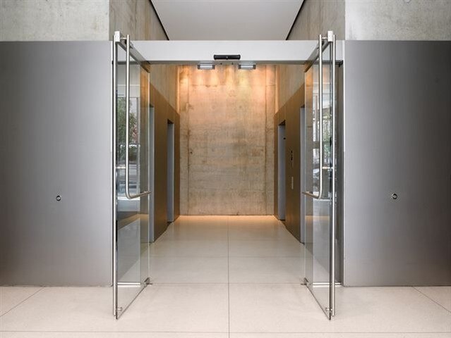 Foto del edificio - 600 N Fairbanks Ct