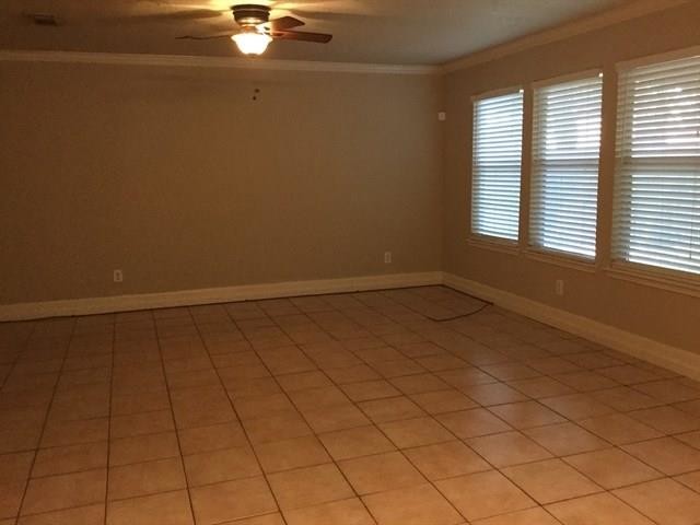 Building Photo - 17430 Jolly Boat Dr