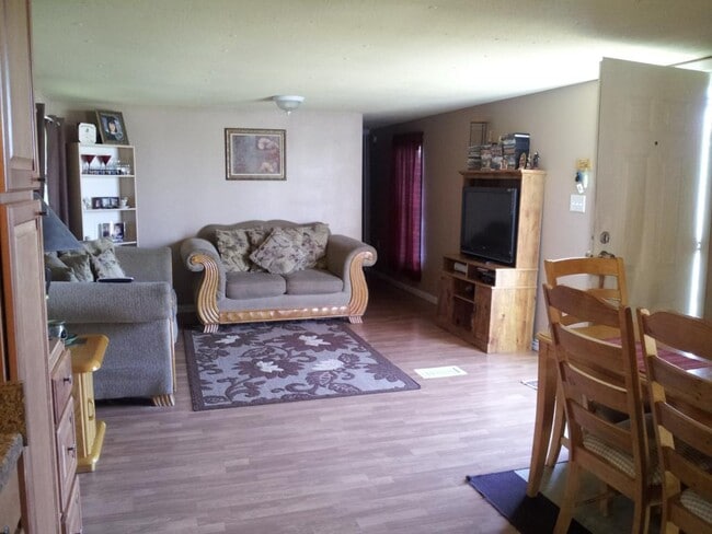 Building Photo - 3 Bedroom House in The Colony, TX
