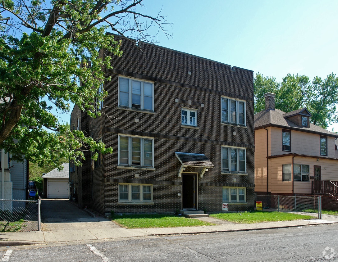 Building Photo - 258 E Carroll St
