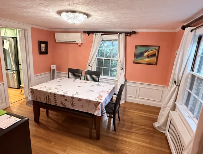 Building Photo - 6 Daniels St