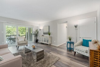 Building Photo - South Port