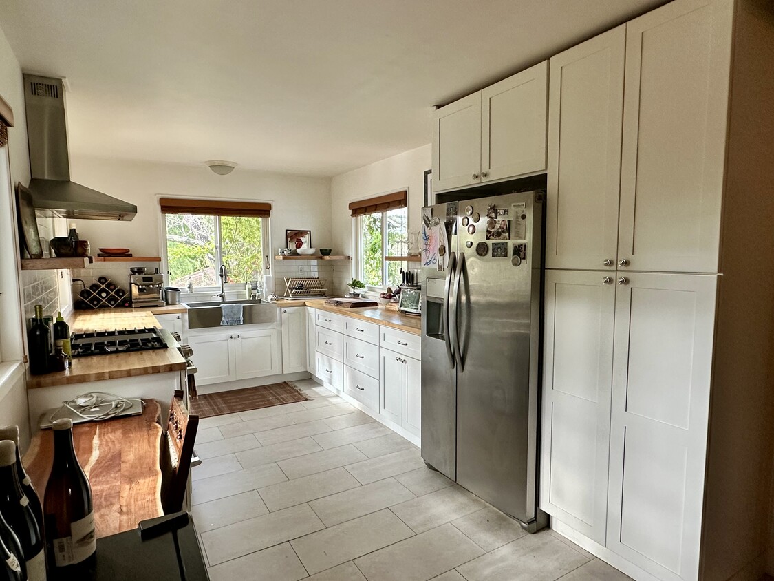 Foto principal - 1099 Cunningham Rd