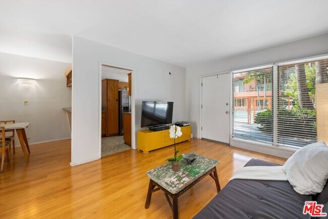 Foto del edificio - 1400 Hayworth Ave