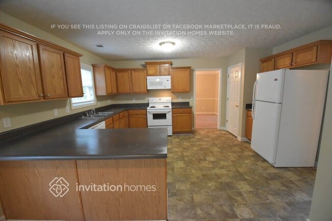 Building Photo - 3964 Hodgdon Corners Dr