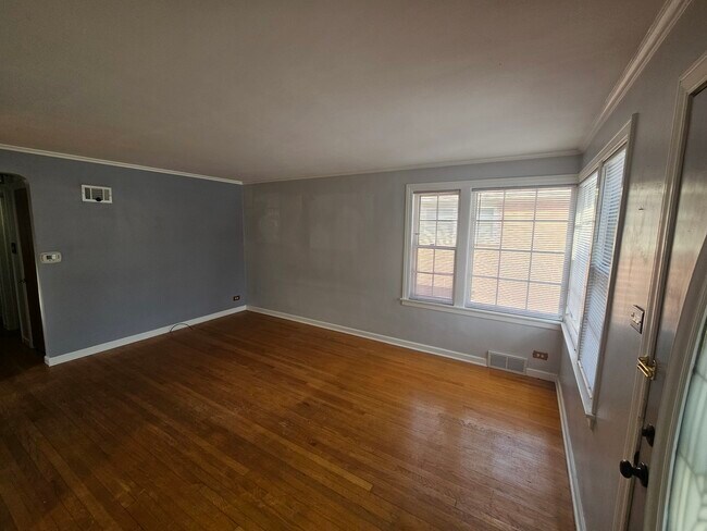 Foto del edificio - 902 Jeannette St