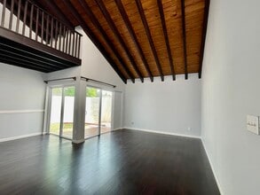 Building Photo - 1701 Haverhill Ct