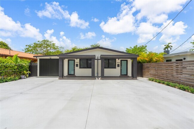 Foto del edificio - 2638 SW 30th Ct