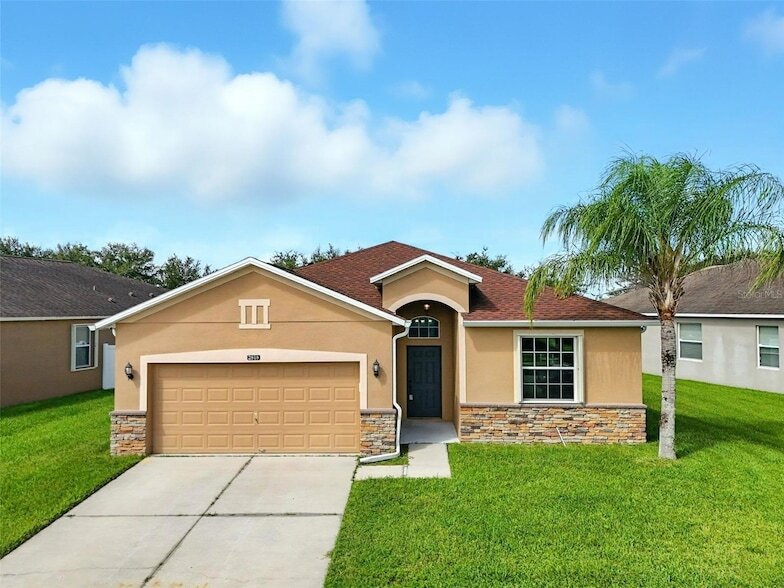 Foto principal - 2818 Youngford St