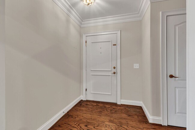 Foto del edificio - Newly Renovated Condo in The Westende with...