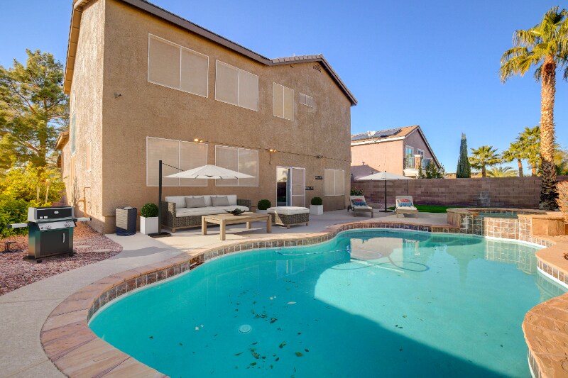 Foto principal - 498 Melrose Heights St