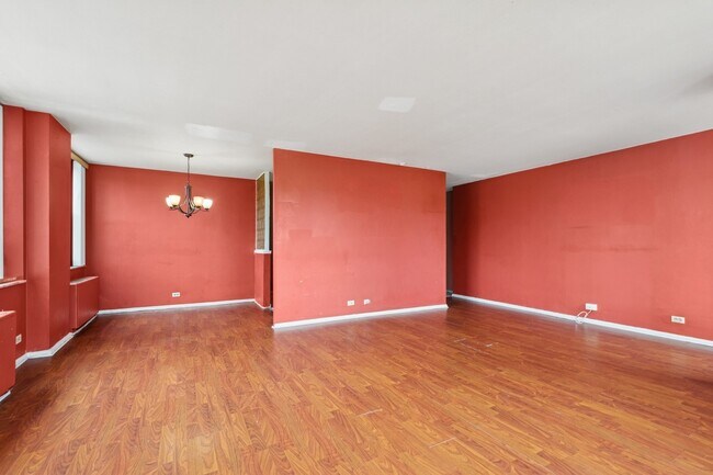 Foto del edificio - 5701 N Sheridan Rd