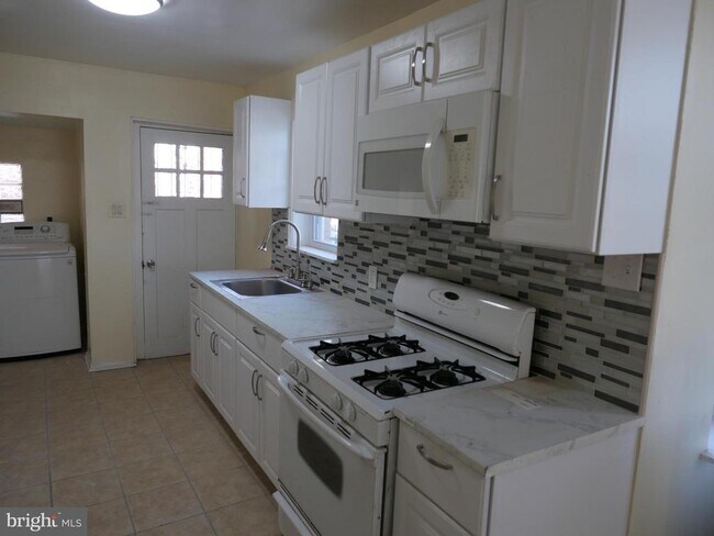 Foto del edificio - 4033 Filbert St