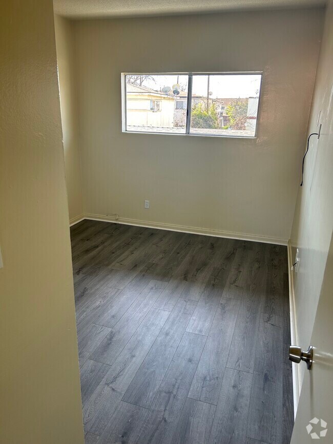 Woodcrest Apartments under 2,000 Los Angeles, CA 1 Rentals