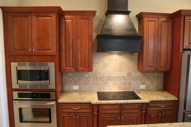 Foto del edificio - Executive Rental in Cypress Point S/D