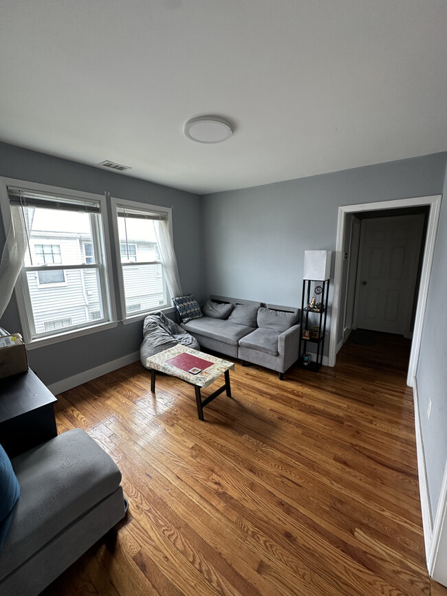 Building Photo - 36 Faneuil St