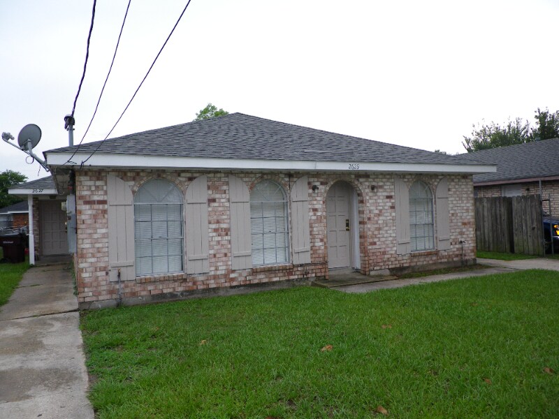 2629 Acron St, Kenner, LA 70062 Room for Rent in Kenner, LA
