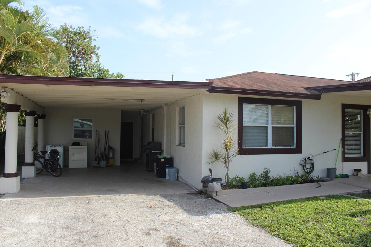 Foto principal - 4434 Venus Ave