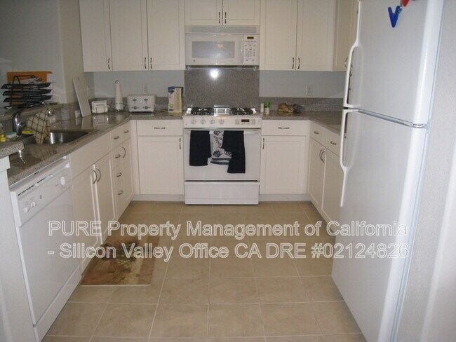 Foto del edificio - 20488 Stevens Creek Blvd