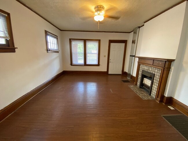 Building Photo - Neil Ave 2211-2213 TNR