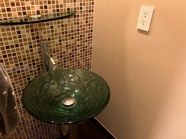 Foto del edificio - 8500 SW 109th Ave