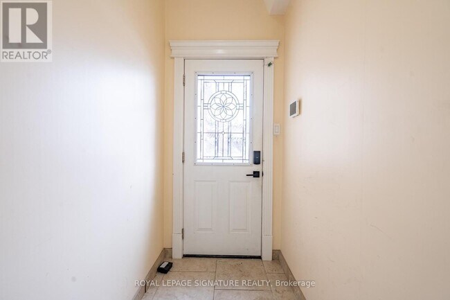 Photo du bâtiment - 96 Charlotte St