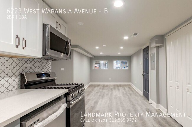 Building Photo - 6223 W Wabansia Unit B, Chicago