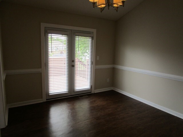 Foto del edificio - 172 Barrington Ln