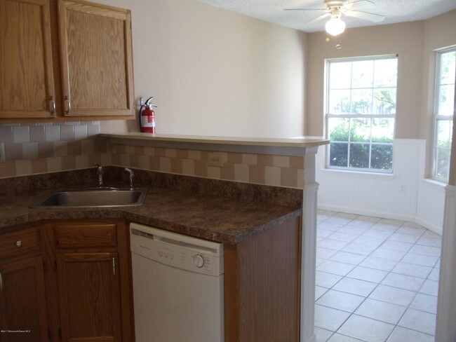 Building Photo - 3402 Pepperbush Ct
