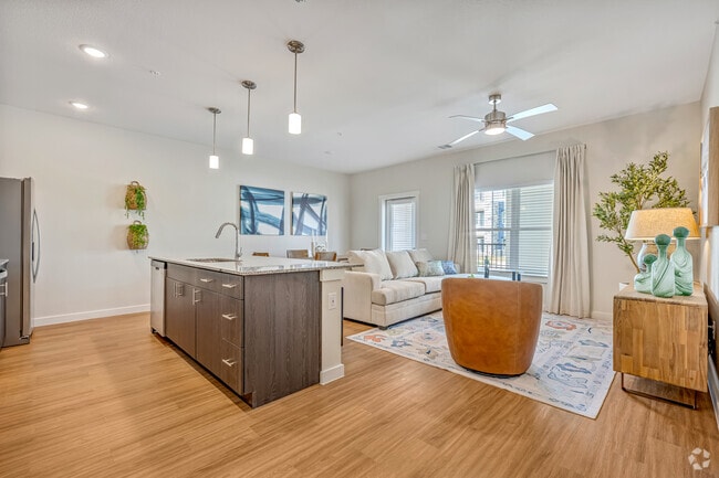 3BR, 2BA - 1,518SF - Kitchen - The Rivers at Five Points