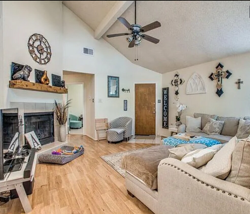 Foto principal - 236 Nixon St