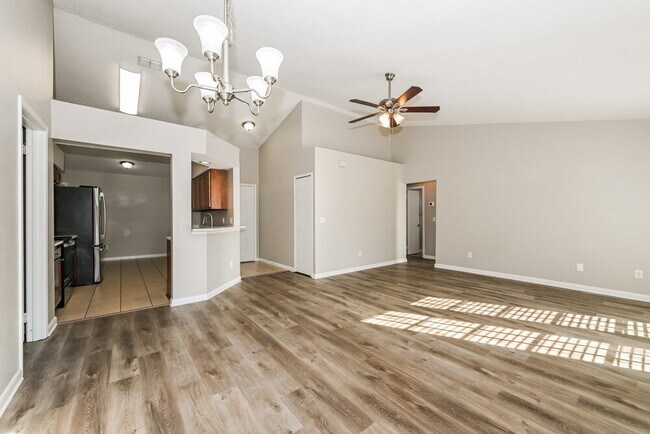 Foto del edificio - 11548 Treasury Cir S