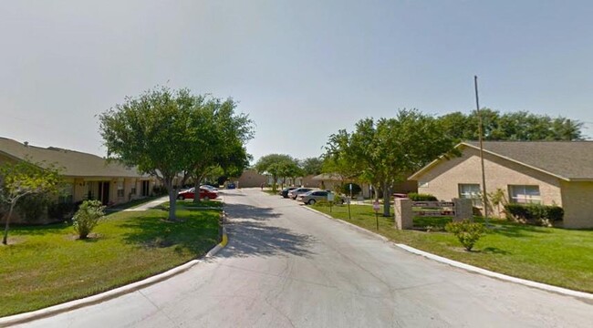 201 Morning Glory St, Rio Hondo, TX 78583 - Room for Rent in Rio Hondo ...