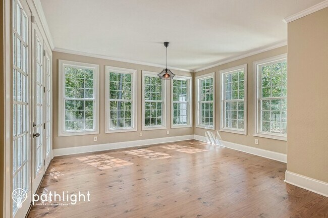 Foto del edificio - 160 Longwood Lane, Newnan, GA, 30263