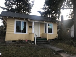 Building Photo - 212 Jefferson St