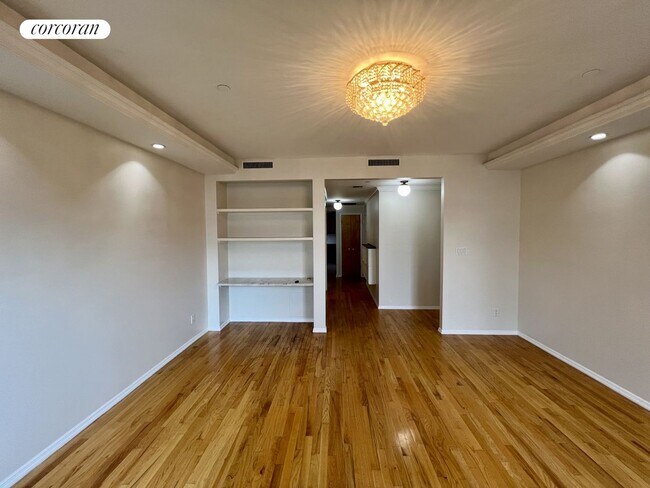 Foto del edificio - 202 Quentin Rd
