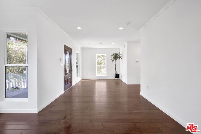 Foto del edificio - 2124 Reservoir St