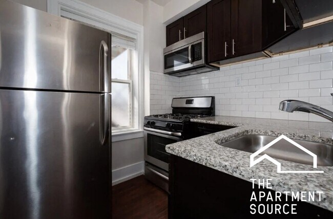 Foto del edificio - 6748 N Ashland Ave