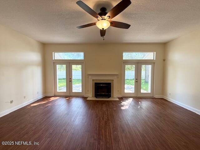 Foto del edificio - 440 Crescent Pond Dr