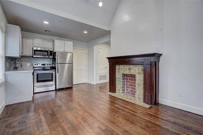 Foto del edificio - 900 NW 13th St