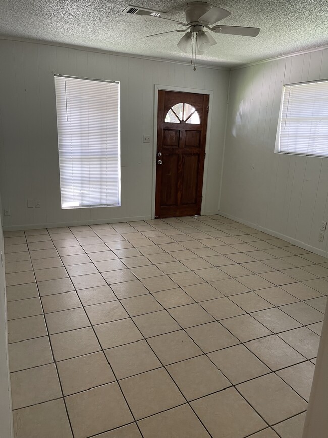 Building Photo - 3024 Avenue A