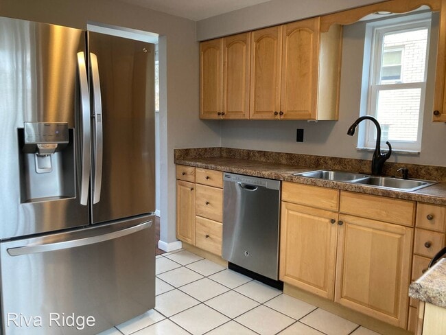Building Photo - 3 br, 1.5 bath House - 156 Poplar Ridge Drive