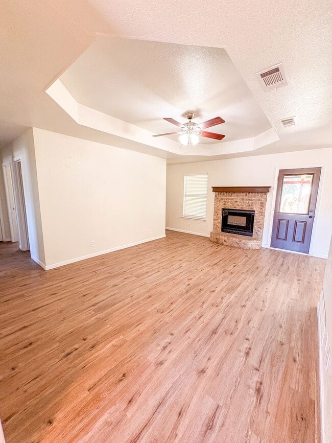 Building Photo - 2508 Hidden Hill Dr